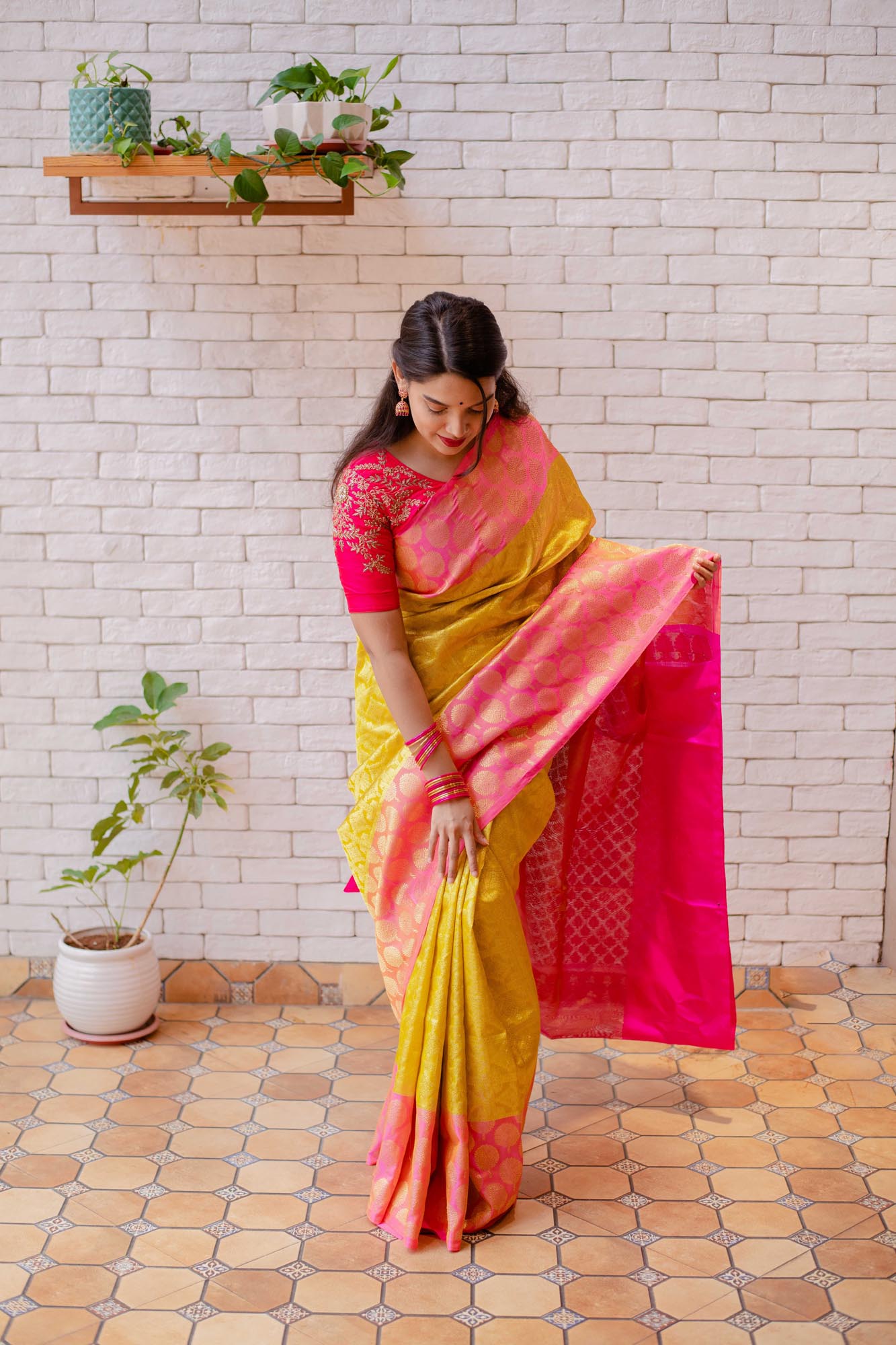 Golden Yellow & Pink Pure Silk Tissue Handloom Kanchi Saree