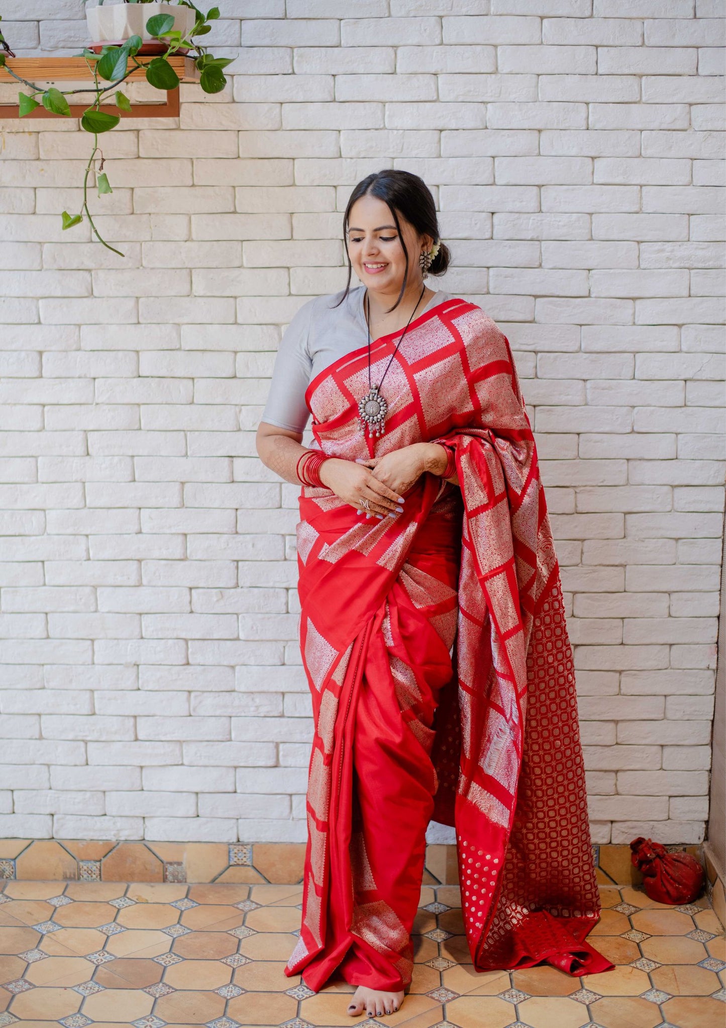 Pure Silk Handloom Kanchi Saree in Red Colour