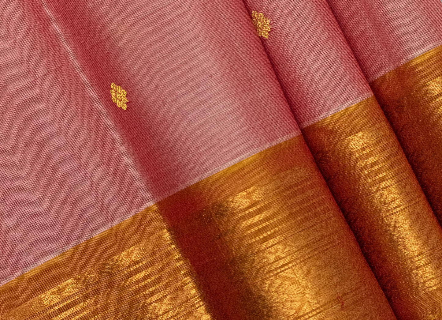 Handloom Sico Gadwal Saree in Pale Rose Colour