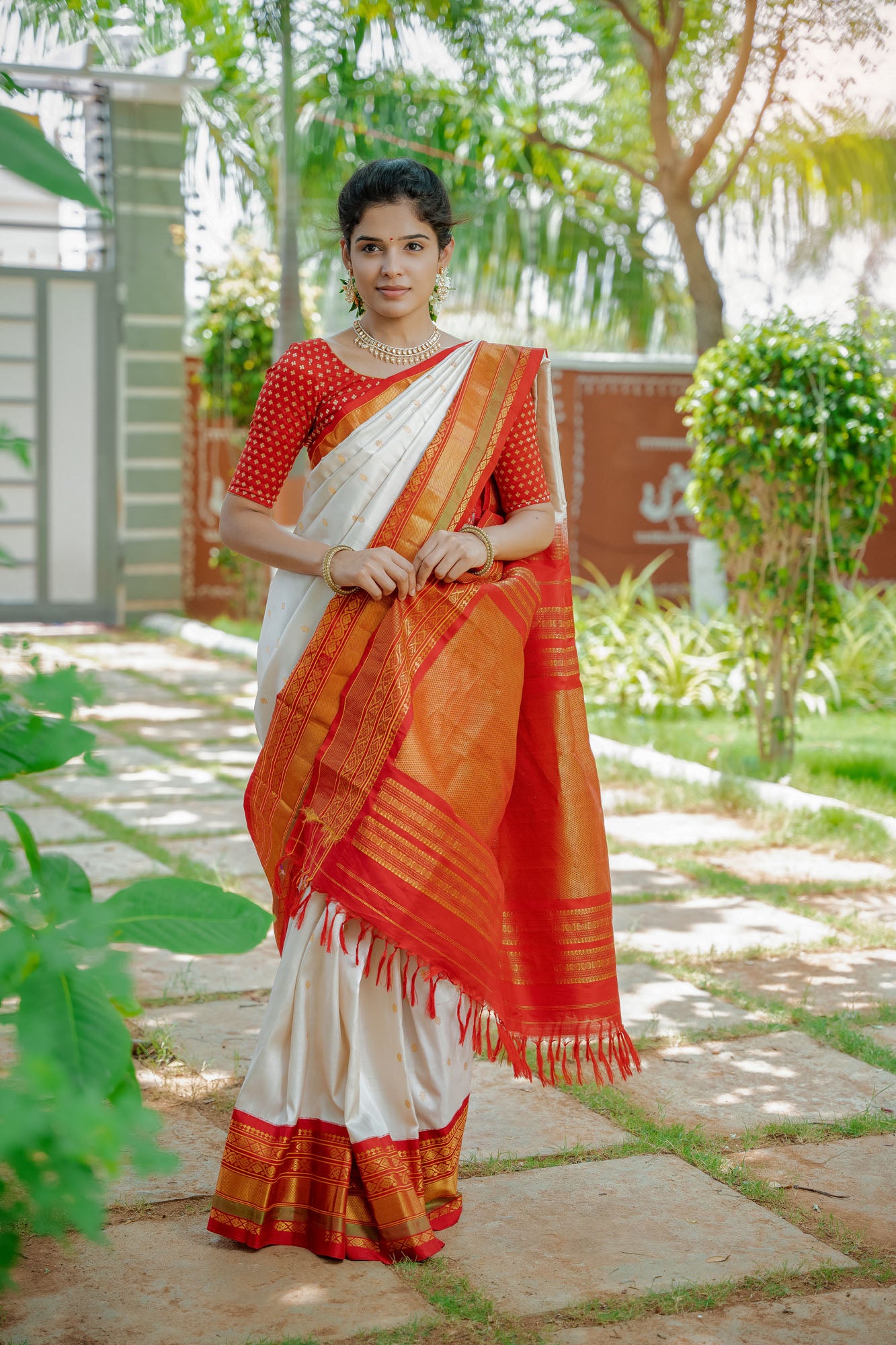 Buy Traditional Gadwal Saree With Blouse Piece / Handloom Cotton Gadwal  Sarees for Women /multicoloured Gadwal Sari on Sale / Soft Cotton Sari  Online in India - Etsy