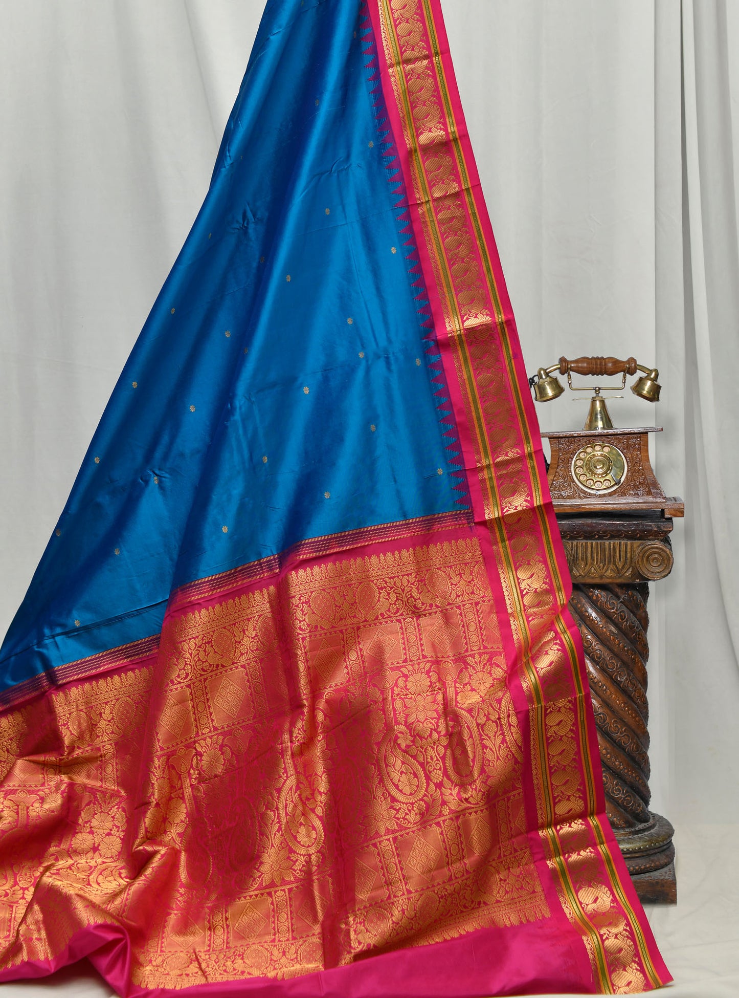 Handwoven Pure Silk NarayanPet Saree in blue Colour