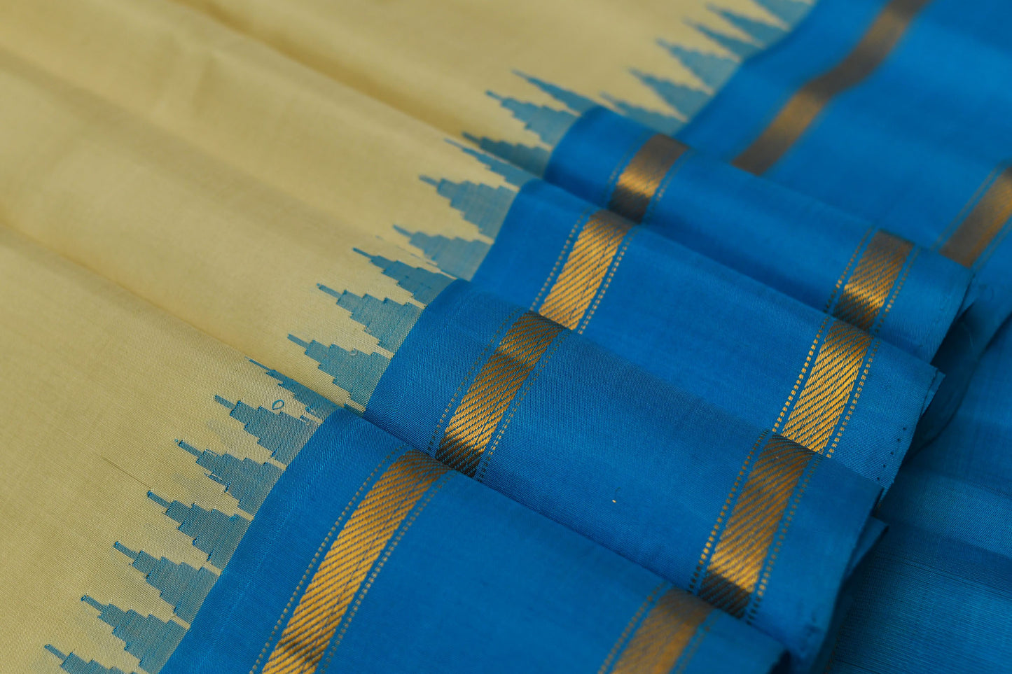 Handwoven Beige and Blue Gadwal Saree