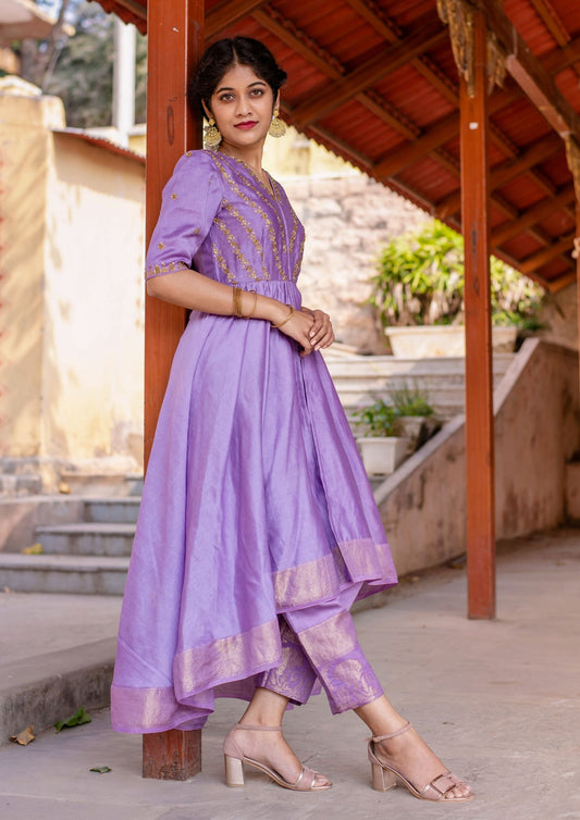 Lavender and Embroidered Hi-Low Kurta with Bottom